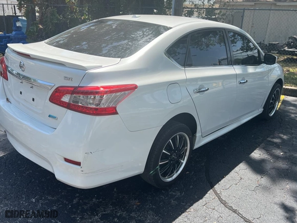 2013 Nissan Sentra SR with VIN 3N1AB7AP8DL710522, listed as a Copart auction lot 54403485 with 112,632 mi miles and Clean Title. Bid and sale history available at carsss.com. Image 4.