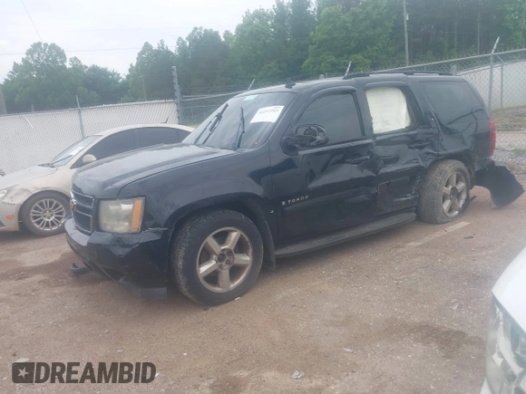 2007 Chevrolet Tahoe LT z VIN 1GNFK13097R132998, wystawiony jako IAAI lot #42257393 z przebiegiem 288 126 mil mil oraz . Historia ofert i sprzedaży dostępna na DreamBid. Obrazek 20.