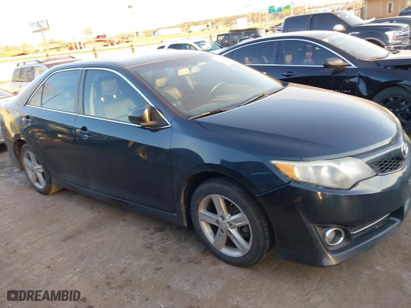2014 Toyota Camry L with VIN 4T1BF1FK1EU473021, listed as a IAAI auction lot 41781634 with 234,171 mi miles. Bid and sale history available at carsss.com. Image 13.