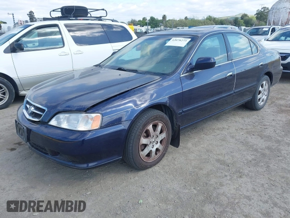 2000 Acura TL with VIN 19UUA5673YA043335, listed as a IAAI auction lot 42078273 with 104,354 mi miles. Bid and sale history available at carsss.com. Image 2.