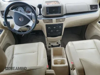 2010 Volkswagen Routan SE z VIN 2V4RW3D13AR388249, wystawiony jako Copart lot #58933225 z przebiegiem 177 570 mil mil oraz Czysty tytuł • Clean title. Historia ofert i sprzedaży dostępna na DreamBid. Obrazek 8.