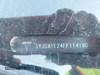 2015 Tesla Model S 85D z VIN 5YJSA1E24FF114180, wystawiony jako IAAI lot #41832583 z przebiegiem 152 008 mil mil oraz . Historia ofert i sprzedaży dostępna na DreamBid. Obrazek 9.