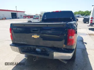 2007 Chevrolet Silverado 1500 LT w/1LT with VIN 2GCEC19C871678672, listed as a IAAI auction lot 41855644 with 184,008 mi miles. Bid and sale history available at carsss.com. Image 16.