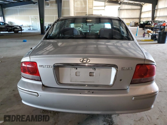 2004 Hyundai Sonata GLS with VIN KMHWF35H94A061545, listed as a Copart auction lot 45324734 with 185,877 mi miles and Salvage Title. Bid and sale history available at carsss.com. Image 6.