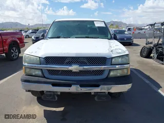 2005 Chevrolet Silverado 1500 LS with VIN 2GCEC19V351168700, listed as a IAAI auction lot 42018925 with 229,386 mi miles. Bid and sale history available at carsss.com. Image 12.