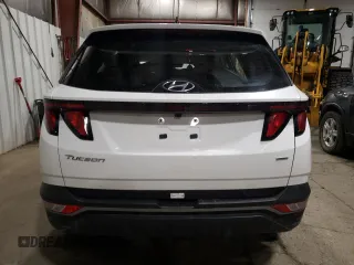 2024 Hyundai Tucson SE with VIN 5NMJACDE6RH431352, listed as a Copart auction lot 87095674 with 4,305 mi miles and Salvage Title. Bid and sale history available at carsss.com. Image 6.