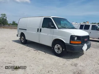 2012 GMC Savana Cargo z VIN 1GTW7FCA5C1190843, wystawiony jako IAAI lot #42161814 z przebiegiem 309 444 mil mil oraz . Historia ofert i sprzedaży dostępna na DreamBid. Obrazek 1.