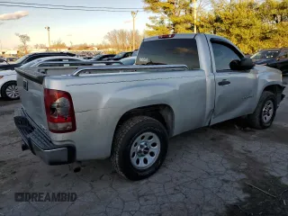 2011 GMC Sierra 1500 Work Truck z VIN 1GTN1TEX2BZ152273, wystawiony jako Copart lot #81341134 z przebiegiem 208 263 mil mil oraz Szkody całkowita. Historia ofert i sprzedaży dostępna na DreamBid. Obrazek 3.