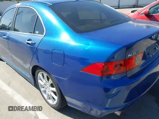 2006 Acura TSX with VIN JH4CL96846C027553, listed as a IAAI auction lot 42109876 with 195,777 mi miles. Bid and sale history available at carsss.com. Image 15.