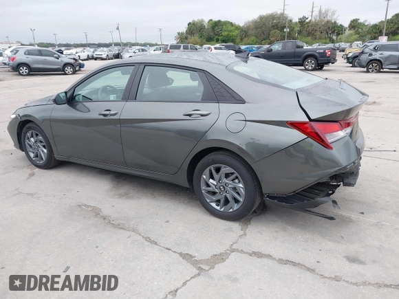 2024 Hyundai Elantra SEL with VIN KMHLM4DG8RU801681, listed as a IAAI auction lot 41629800 with 13,125 mi miles. Bid and sale history available at carsss.com. Image 3.