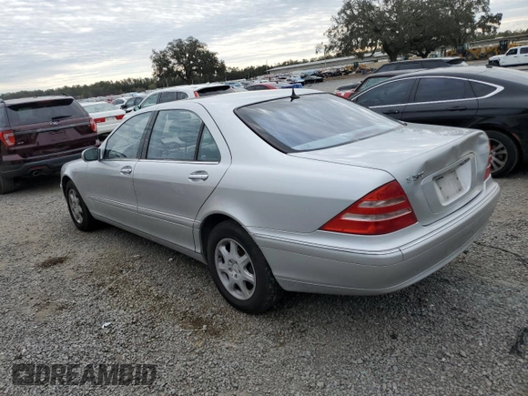 2001 Mercedes-Benz S-Class with VIN WDBNG75JX1A159582, listed as a Copart auction lot 88514775 with 114,592 mi miles and Clean Title. Bid and sale history available at carsss.com. Image 2.