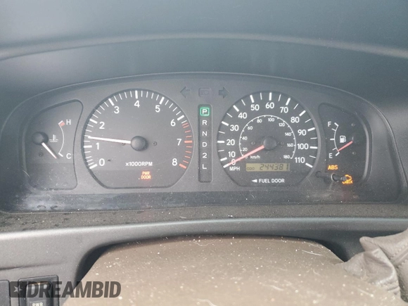 2000 Toyota Sienna LE with VIN 4T3ZF13C2YU217185, listed as a Copart auction lot 82407944 with 244,381 mi miles and Salvage Title. Bid and sale history available at DreamBid. Image 9.