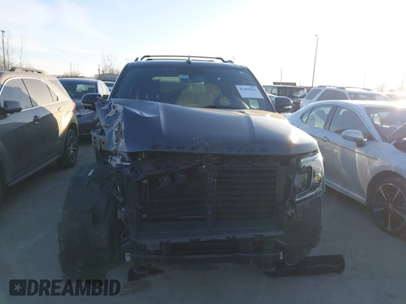 2019 Ford Expedition Limited with VIN 1FMJU2ATXKEA52492, listed as a IAAI auction lot 41455846 with 100,855 mi miles. Bid and sale history available at carsss.com. Image 13.