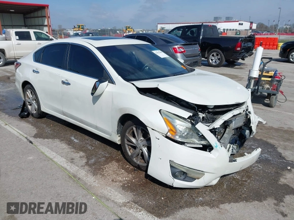 2015 Nissan Altima 2.5 S with VIN 1N4AL3AP1FC120251, listed as a IAAI auction lot 41927698 with 128,320 mi miles. Bid and sale history available at carsss.com. Image 1.