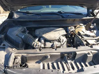 2020 GMC Acadia SLT with VIN 1GKKNMLS8LZ218710, listed as a IAAI auction lot 41223584 with 87,172 mi miles and . Bid and sale history available at DreamBid. Image 10.