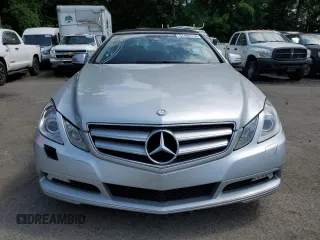 2011 Mercedes-Benz E 350 с VIN WDDKK5GF0BF081579, выставлен на аукционе Copart как лот 57484114 с пробегом 134 303 миль миль и Списание • Salvage title. История ставок и продаж доступна на DreamBid. Изображение 5.