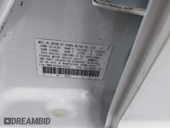 2013 Honda Fit with VIN JHMGE8H39DC005052, listed as a IAAI auction lot 41008236 with 124,874 mi miles. Bid and sale history available at carsss.com. Image 9.