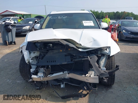 2022 Genesis GV80 with VIN KMUHCESC6NU084725, listed as a IAAI auction lot 42423446 with 66,562 mi miles and . Bid and sale history available at DreamBid. Image 13.