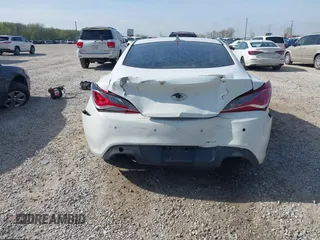 2010 Hyundai Genesis Coupe Grand Touring z VIN KMHHU6KH2AU023718, wystawiony jako IAAI lot #42090880 z przebiegiem 228 944 mil mil oraz . Historia ofert i sprzedaży dostępna na DreamBid. Obrazek 16.