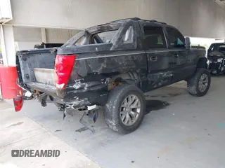2003 Chevrolet Avalanche with VIN 3GNEC13T43G298570, listed as a IAAI auction lot 42227822 with 241,868 mi miles and . Bid and sale history available at DreamBid. Image 4.