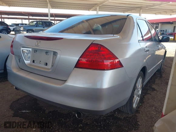 2006 Honda Accord LX z VIN 1HGCM66356A065744, wystawiony jako IAAI lot #42697155 z przebiegiem 153 598 mil mil oraz . Historia ofert i sprzedaży dostępna na DreamBid. Obrazek 4.