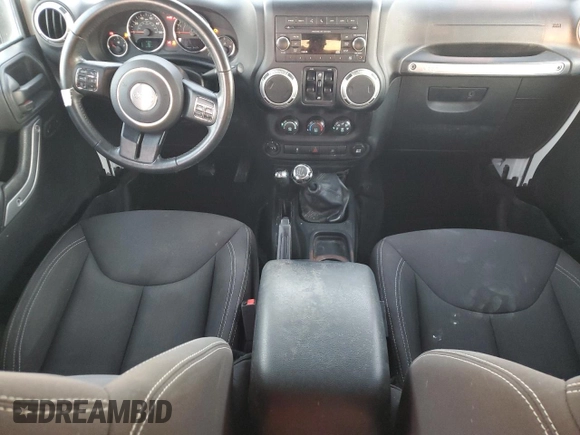 2017 Jeep Wrangler Unlimited Sahara with VIN 1C4BJWEG4HL701813, listed as a Copart auction lot 84496424 with 49,858 mi miles and Salvage title. Bid and sale history available at DreamBid. Image 8.