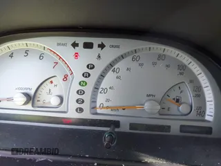 2002 Toyota Camry XLE z VIN 4T1BF32K02U006928, wystawiony jako IAAI lot #41569825 z przebiegiem 188 482 mil mil oraz . Historia ofert i sprzedaży dostępna na DreamBid. Obrazek 7.