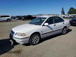 2000 Volvo S40 с VIN YV1VS2554YF510354, выставлен на аукционе Copart как лот 56751715 с пробегом 246 894 миль миль и Чистый • Clean title. История ставок и продаж доступна на DreamBid. Изображение 1.