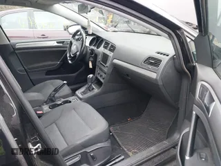 2017 Volkswagen Golf SportWagen S with VIN 3VW017AU3HM532260, listed as a IAAI auction lot 41822642 with 96,132 mi miles. Bid and sale history available at carsss.com. Image 5.