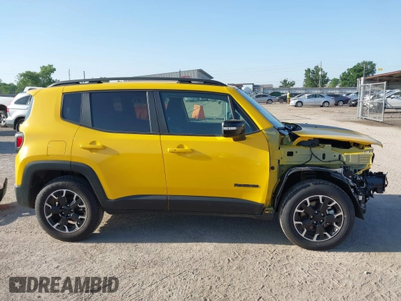 2023 Jeep Renegade Latitude with VIN ZACNJDB12PPP64031, listed as a IAAI auction lot 42152659 with 31,134 mi miles and . Bid and sale history available at DreamBid. Image 14.
