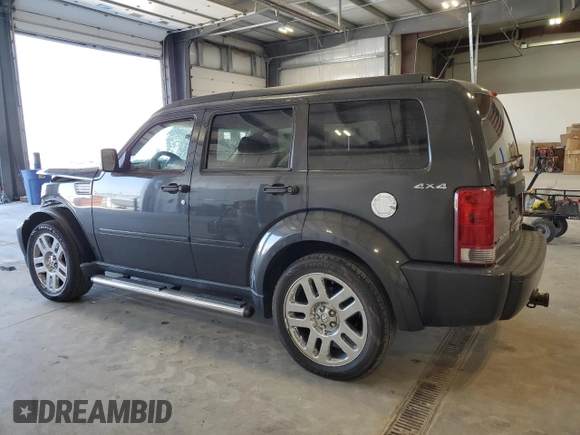 2010 Dodge Nitro SE z VIN 1D4PU2GK9AW141981, wystawiony jako Copart lot #53954265 z przebiegiem 109 669 mil mil oraz Szkoda całkowita • Salvage title. Historia ofert i sprzedaży dostępna na DreamBid. Obrazek 2.