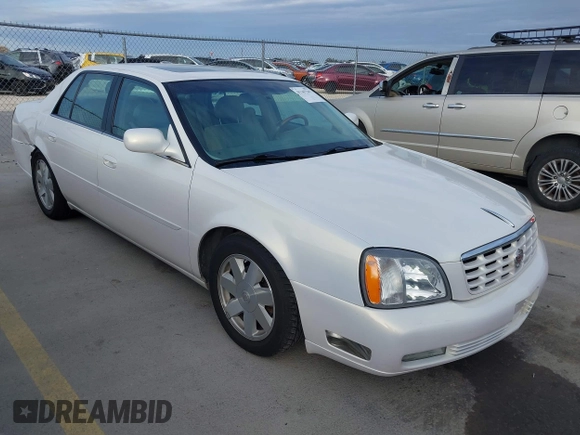 2004 Cadillac DeVille DTS z VIN 1G6KF579X4U238691, wystawiony jako IAAI lot #41367367 z przebiegiem 69 902 mil mil oraz . Historia ofert i sprzedaży dostępna na DreamBid. Obrazek 1.