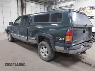2002 Chevrolet Silverado 1500 LS with VIN 1GCEK19T62E159260, listed as a IAAI auction lot 41831460 with 191,127 mi miles. Bid and sale history available at carsss.com. Image 3.