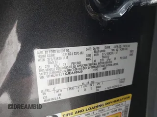 2018 Ford Expedition XLT z VIN 1FMJU1JTXJEA48029, wystawiony jako IAAI lot #41786096 z przebiegiem Nie podano mil oraz . Historia ofert i sprzedaży dostępna na DreamBid. Obrazek 9.