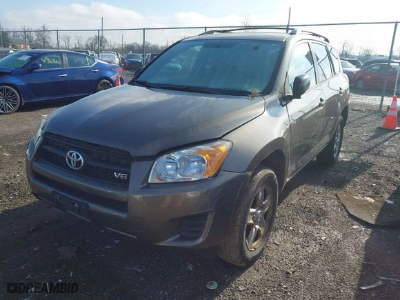 2009 Toyota RAV4 with VIN JTMZK33V595024952, listed as a IAAI auction lot 41980933 with 209,181 mi miles. Bid and sale history available at carsss.com. Image 2.