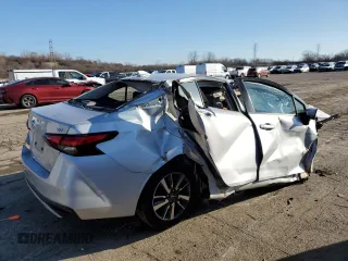 2021 Nissan Versa SV with VIN 3N1CN8EV4ML868189, listed as a Copart auction lot 47574735 with Not Provided miles and Clean Title. Bid and sale history available at carsss.com. Image 3.