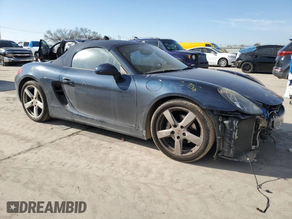 2014 Porsche Boxster с VIN WP0CA2A83ES121188, выставлен на аукционе Copart как лот 45205545 с пробегом 126 168 миль миль и Списание • Salvage title. История ставок и продаж доступна на DreamBid. Изображение 4.