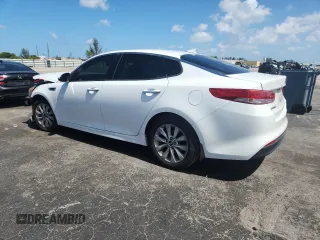 2017 Kia Optima EX с VIN 5XXGU4L32HG126726, выставлен на аукционе Copart как лот 61028895 с пробегом 77 148 миль миль и Списание • Salvage title. История ставок и продаж доступна на DreamBid. Изображение 2.