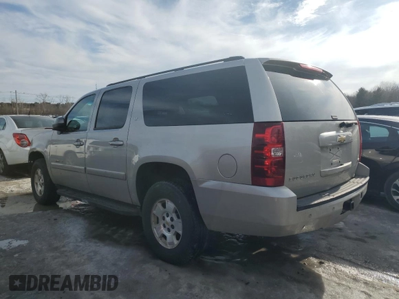 2008 Chevrolet Suburban LT w/2LT with VIN 3GNFK16368G292733, listed as a Copart auction lot 46020845 with 272,621 mi miles and Clean Title. Bid and sale history available at carsss.com. Image 2.