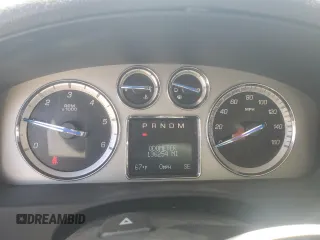2014 Cadillac Escalade Luxury z VIN 1GYS4BEF1ER182908, wystawiony jako Copart lot #58026205 z przebiegiem 136 254 mil mil oraz Szkoda całkowita • Salvage title. Historia ofert i sprzedaży dostępna na DreamBid. Obrazek 9.