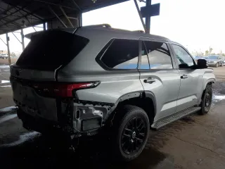 2024 Toyota Sequoia SR5 with VIN 7SVAAABA8RX037059, listed as a Copart auction lot 45525595 with 17,069 mi miles and Salvage Title. Bid and sale history available at carsss.com. Image 4.