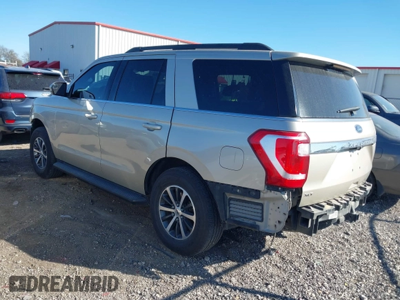 2018 Ford Expedition XLT with VIN 1FMJU1HT8JEA36709, listed as a IAAI auction lot 41754675 with 130,992 mi miles and . Bid and sale history available at DreamBid. Image 3.