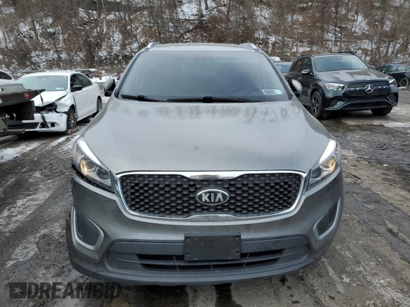 2018 Kia Sorento LX with VIN 5XYPGDA33JG415089, listed as a Copart auction lot 45523775 with 76,613 mi miles and Non Repairable. Bid and sale history available at carsss.com. Image 5.