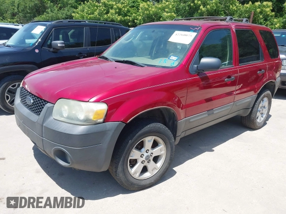 2005 Ford Escape XLT with VIN 1FMYU031X5KE17077, listed as a IAAI auction lot 42260075 with 234,758 mi miles and . Bid and sale history available at DreamBid. Image 2.