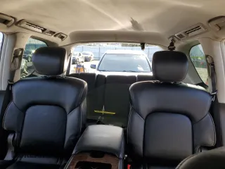 2017 Nissan Armada Platinum z VIN JN8AY2NF1H9300454, wystawiony jako Copart lot #49198605 z przebiegiem 109 546 mil mil oraz Szkoda całkowita • Salvage title. Historia ofert i sprzedaży dostępna na DreamBid. Obrazek 10.
