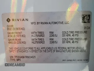 2024 Rivian R1S Adventure z VIN 7PDSGABA7RN034025, wystawiony jako Copart lot #49332795 z przebiegiem Nie podano mil oraz Szkody całkowita. Historia ofert i sprzedaży dostępna na DreamBid. Obrazek 14.