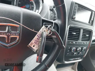 2017 Dodge Grand Caravan SXT with VIN 2C4RDGCG2HR842871, listed as a IAAI auction lot 42074716 with 174,227 mi miles and . Bid and sale history available at DreamBid. Image 11.