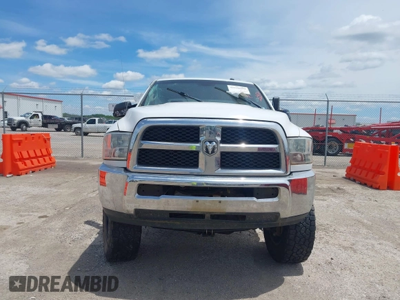 2013 Ram 2500 Tradesman с VIN 3C6TR5CT2DG526239, выставлен на аукционе IAAI как лот 42150592 с пробегом 167 405 миль миль и . История ставок и продаж доступна на DreamBid. Изображение 12.