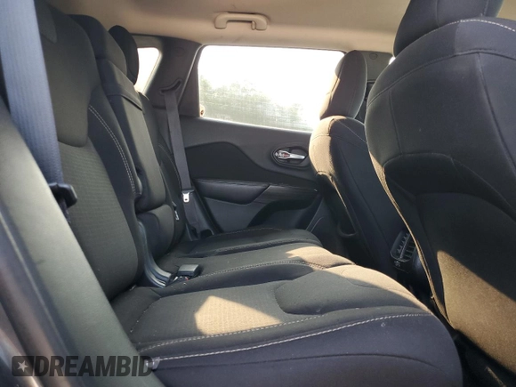 2016 Jeep Cherokee Latitude z VIN 1C4PJMCB2GW271617, wystawiony jako Copart lot #60405445 z przebiegiem 113 204 mil mil oraz Szkoda całkowita • Salvage title. Historia ofert i sprzedaży dostępna na DreamBid. Obrazek 11.