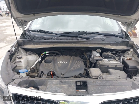 2016 Kia Sportage LX with VIN KNDPBCAC2G7850815, listed as a IAAI auction lot 41917026 with 107,100 mi miles and . Bid and sale history available at carsss.com. Image 10.